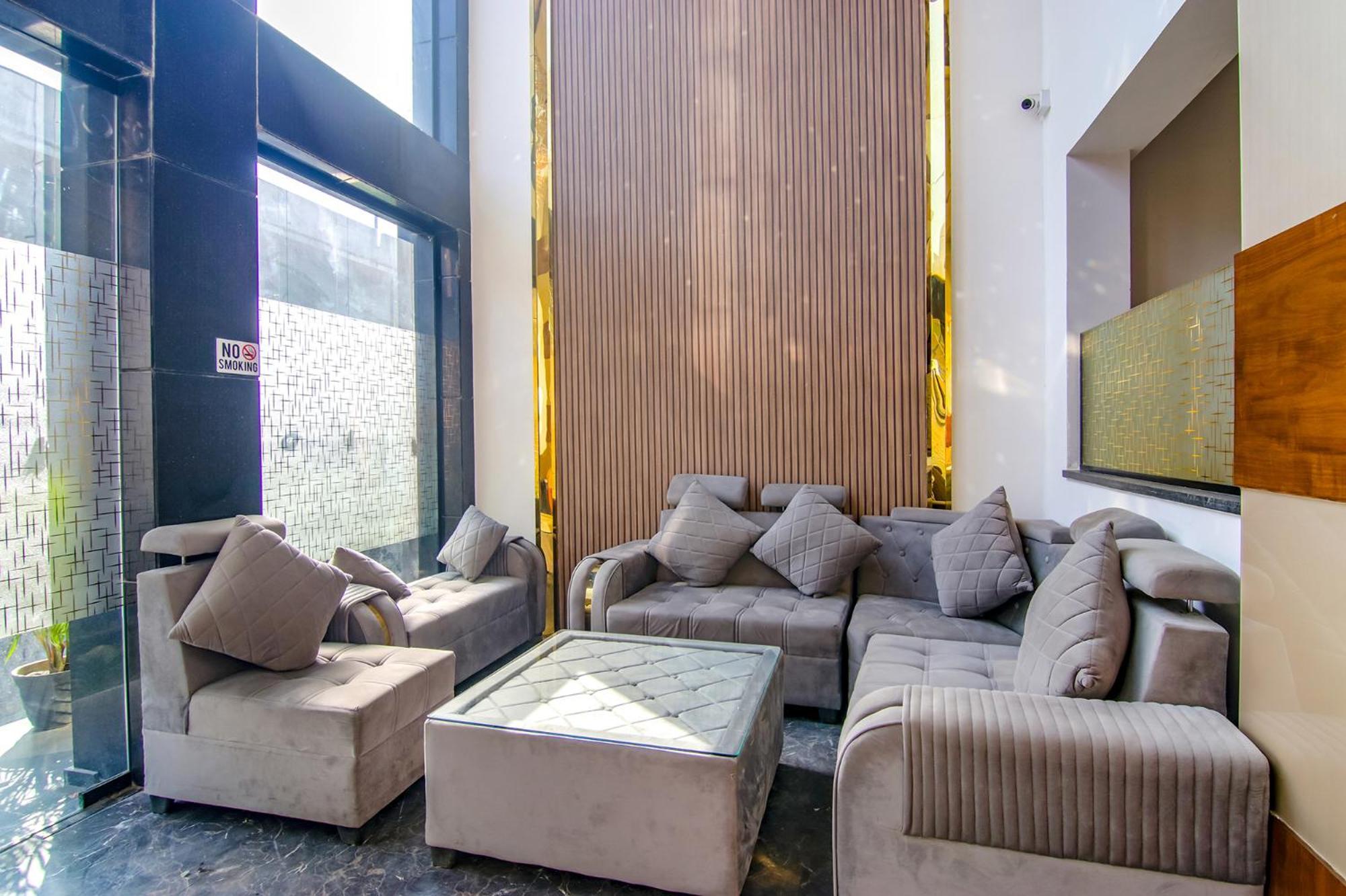 Fabhotel Prime K9 Crown Ludhiana Exterior foto