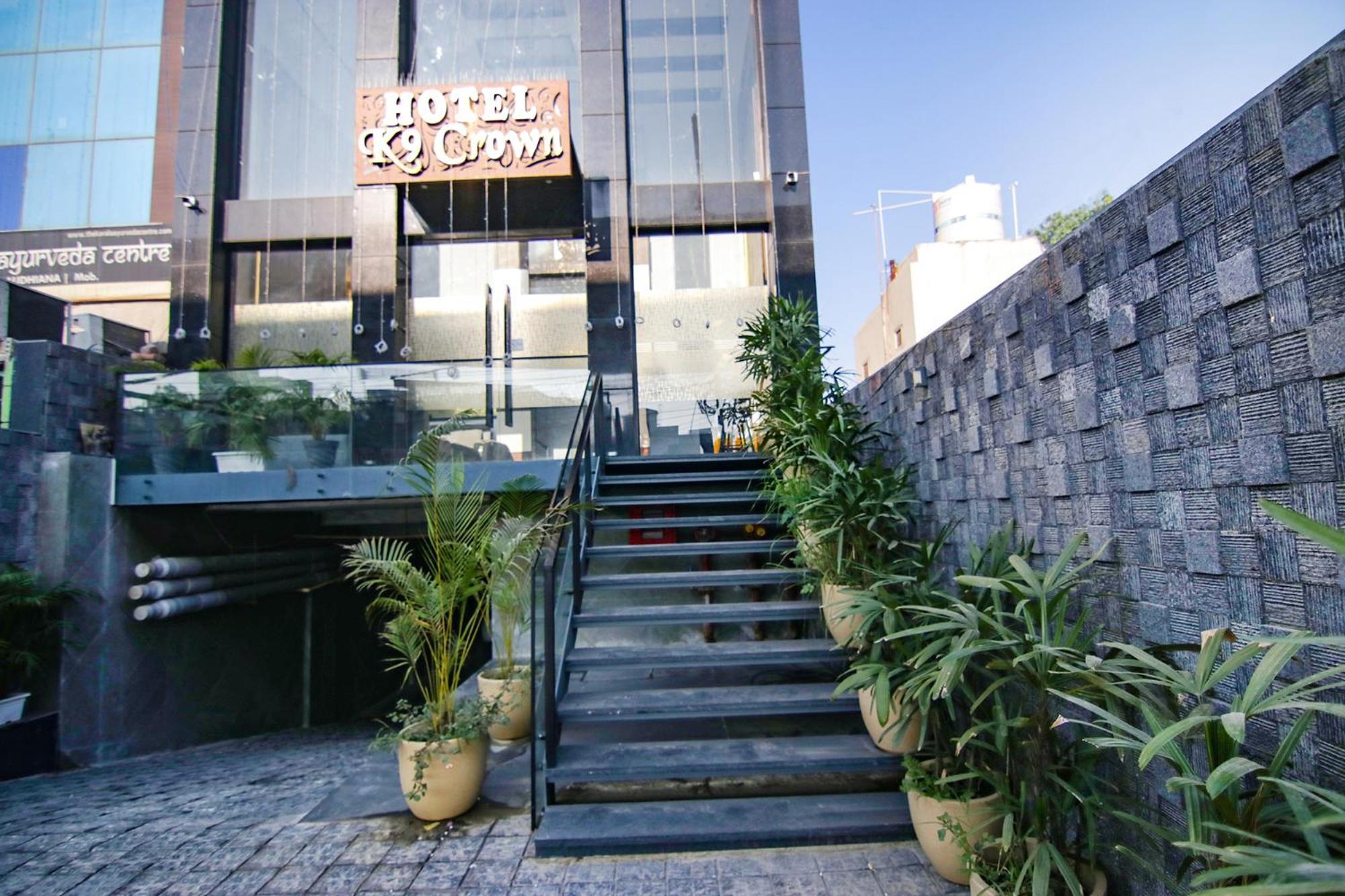 Fabhotel Prime K9 Crown Ludhiana Exterior foto